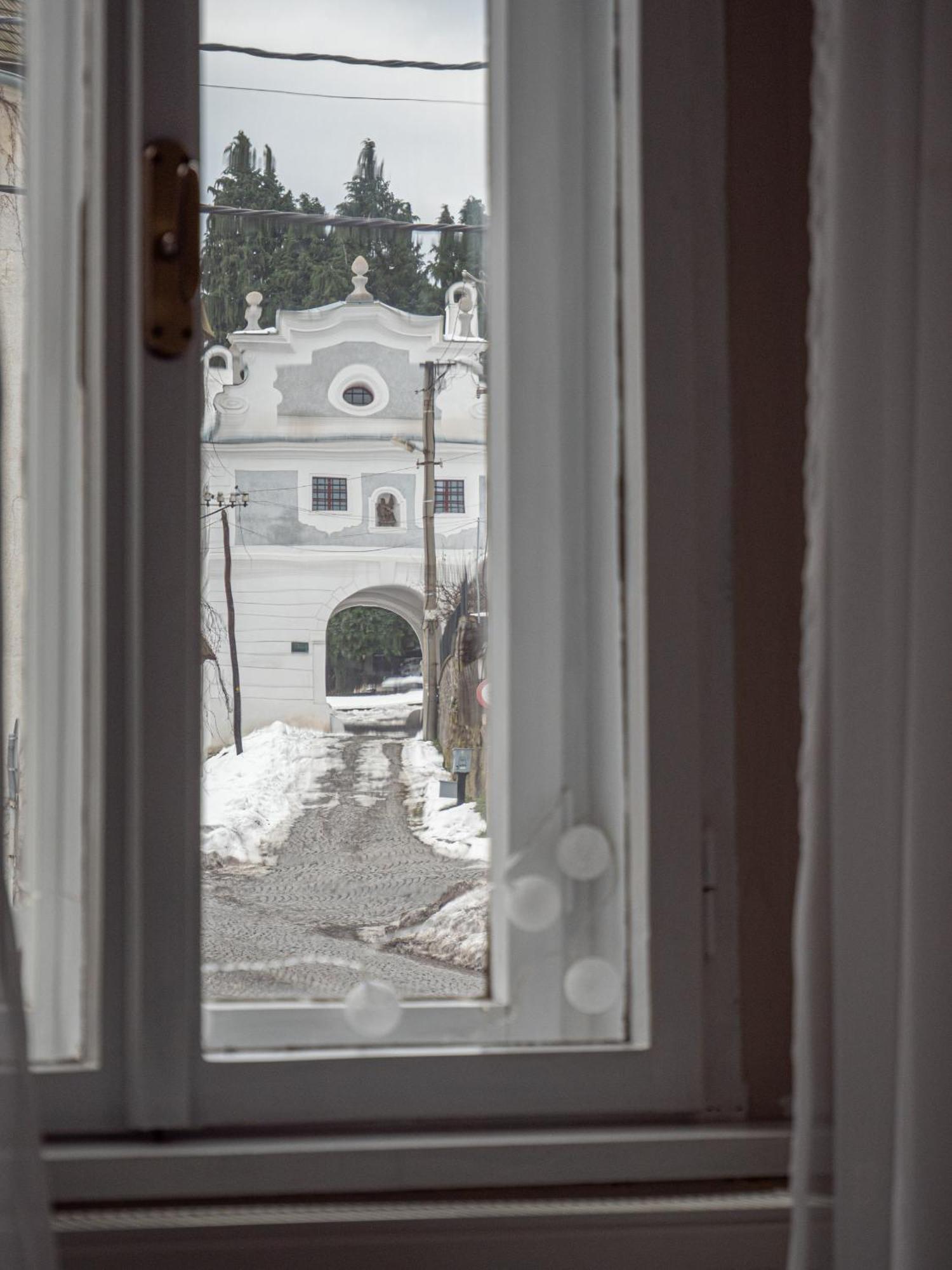 Frauenberg Apartment บันสกา ชีอาว์นีซา ภายนอก รูปภาพ