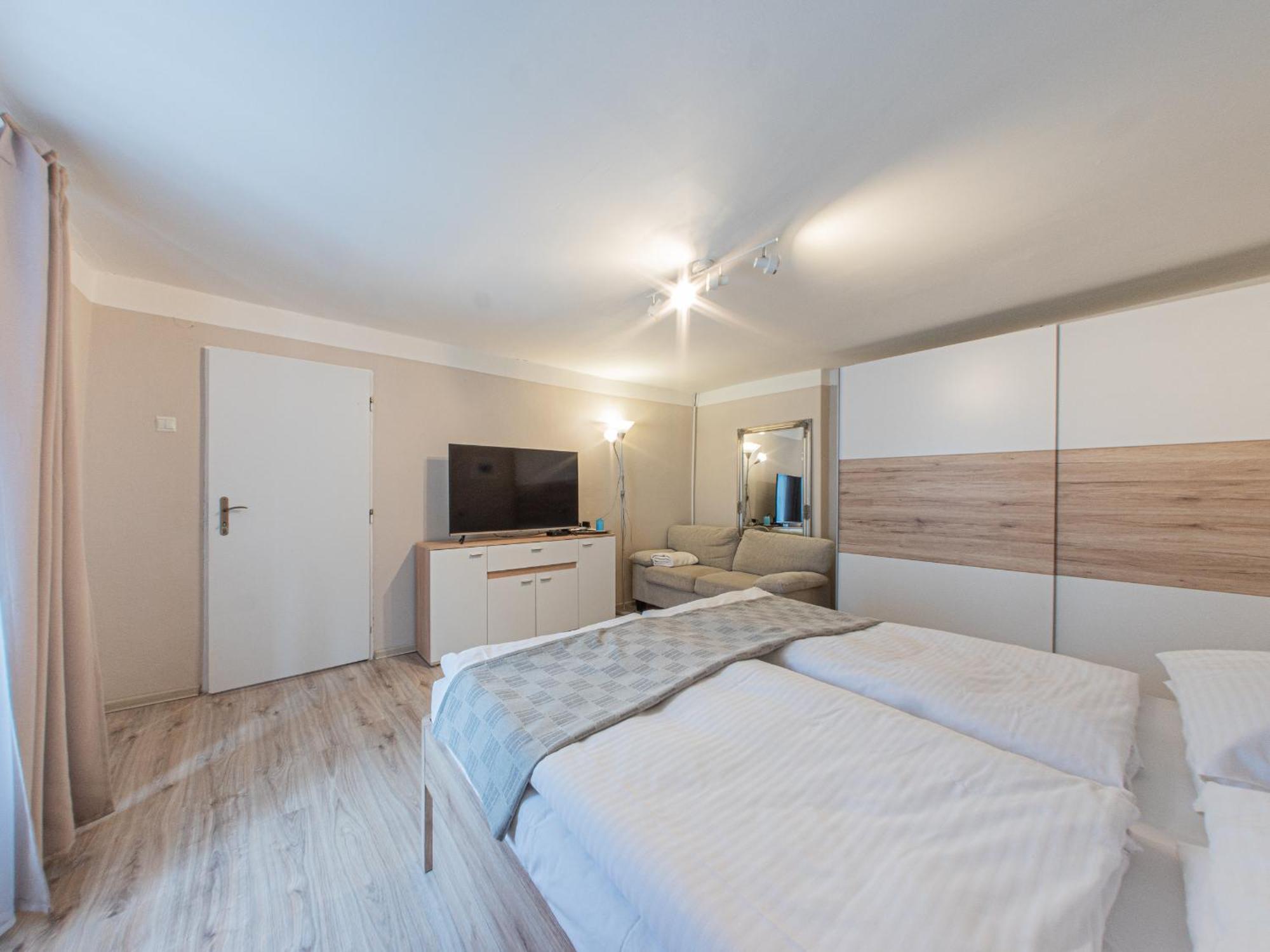 Frauenberg Apartment บันสกา ชีอาว์นีซา ภายนอก รูปภาพ