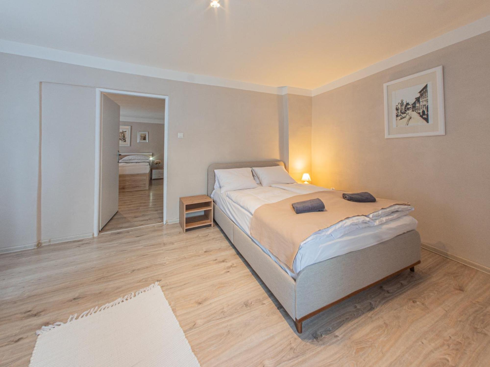 Frauenberg Apartment บันสกา ชีอาว์นีซา ภายนอก รูปภาพ